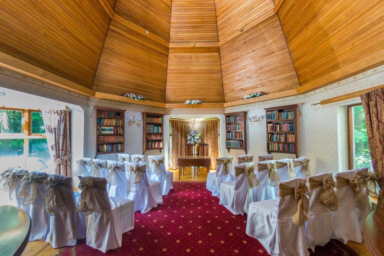 אסק Glen-Yr-Afon House Hotel מראה חיצוני תמונה