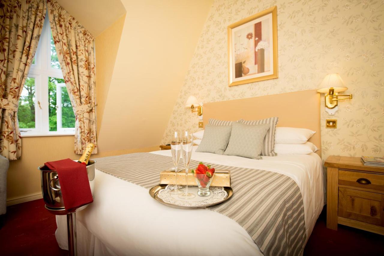 אסק Glen-Yr-Afon House Hotel מראה חיצוני תמונה